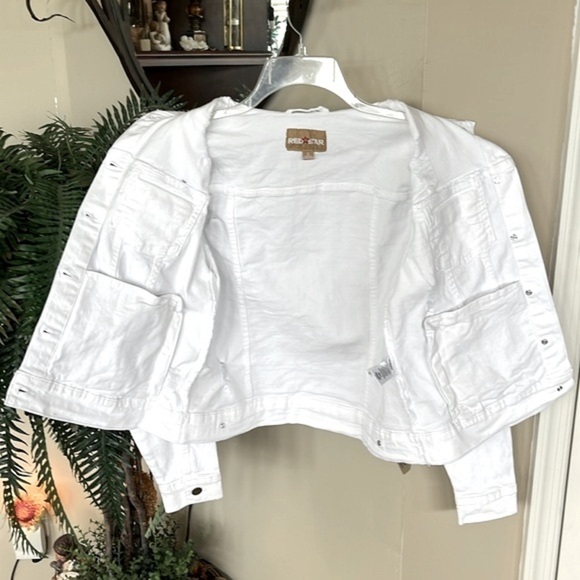 Brand New Red Star White Denim Button Up Collar Jean Jacket Distressed Cotton - Picture 8 of 15